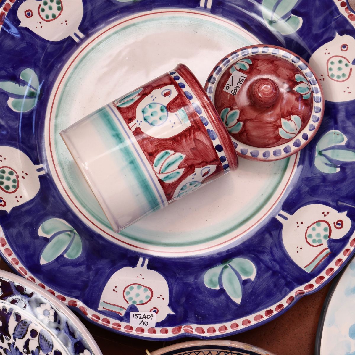 Nove Piatti Decorativi in Ceramica
