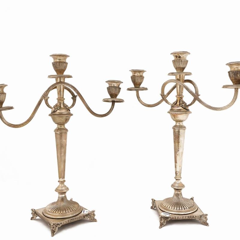 Coppia di Candelabri in Argento