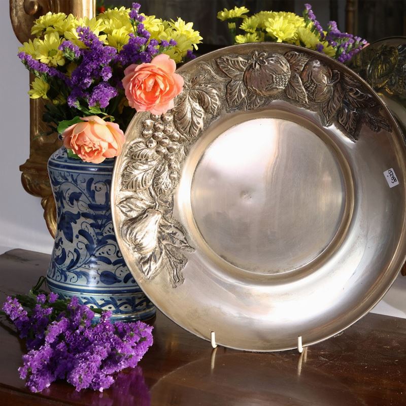 Grande piatto centrotavola in argento, Longo, Firenze