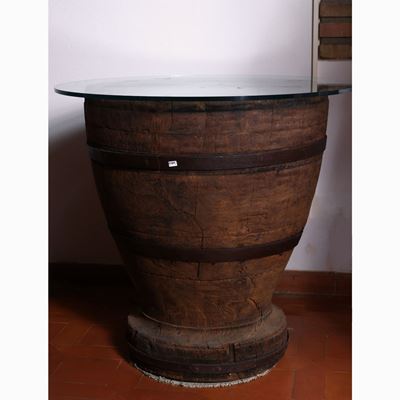 Tavolo da Appoggio Ricavato da un Antico Mastello in Legno