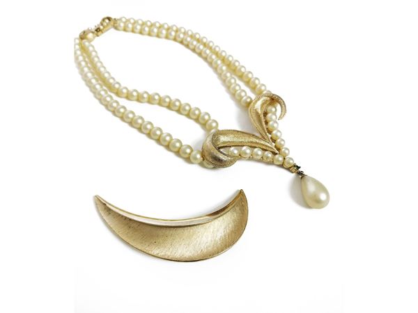 Trifari collana multifilo con perle simulate