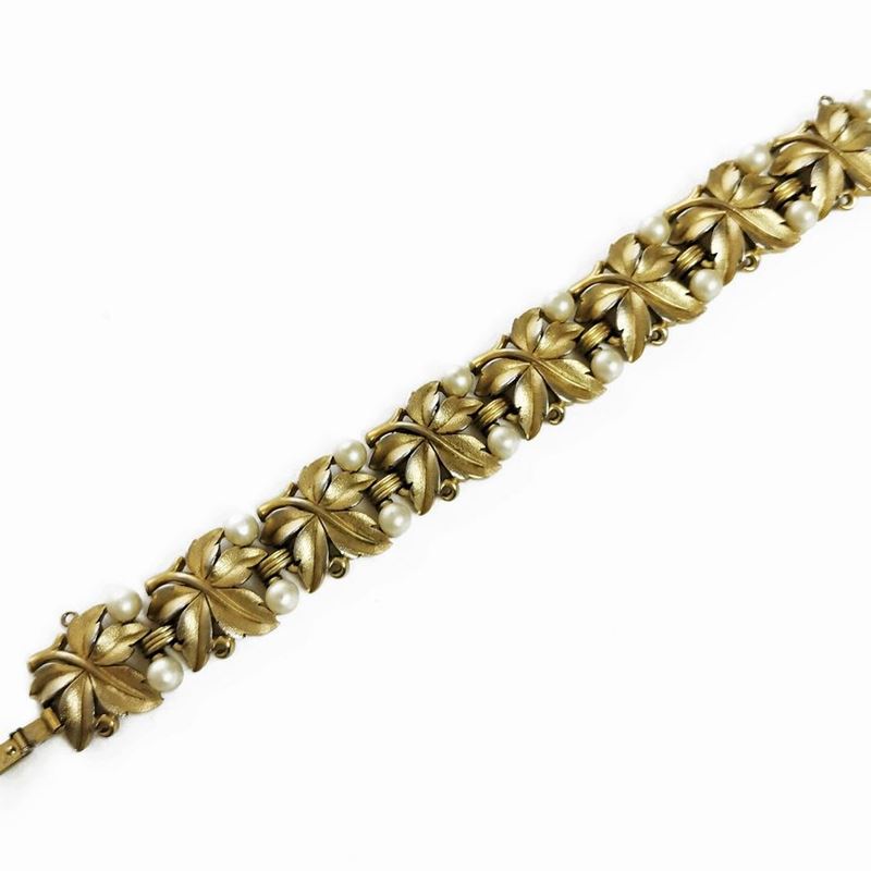 Trifari Bracciale in Metallo Dorato a Motivo di Foglie
