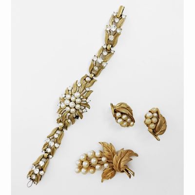 Trifari Demi Parure
