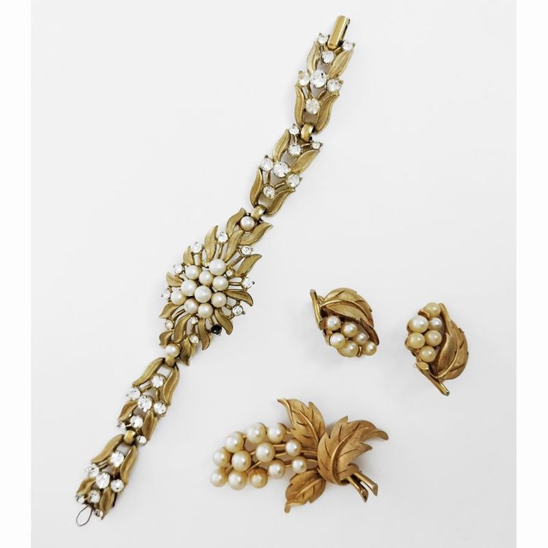 Trifari Demi Parure