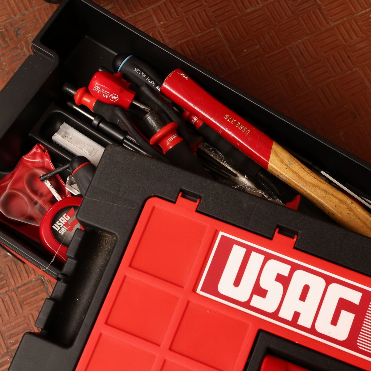 Assortimento di Attrezzi da Lavoro, Usag