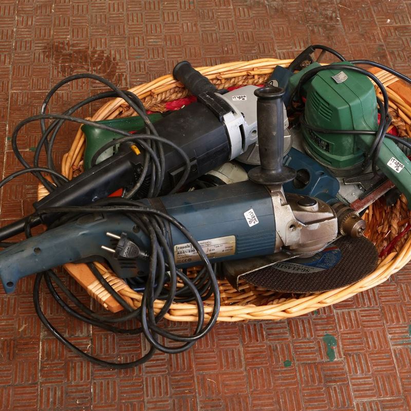 Assortimento di Attrezzi da Lavoro