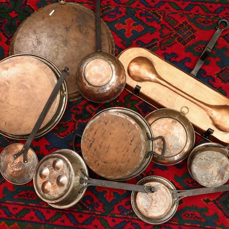 Assortimento di Stoviglie in Rame