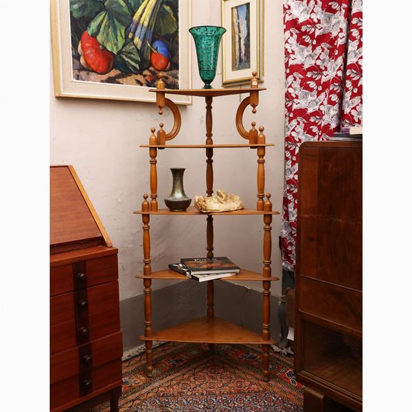 Corner etagere in softwood