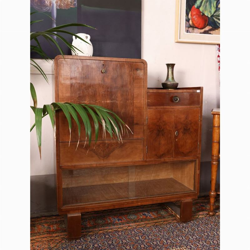 Credenza Art Decò Impiallacciata in Noce e Piuma di Noce