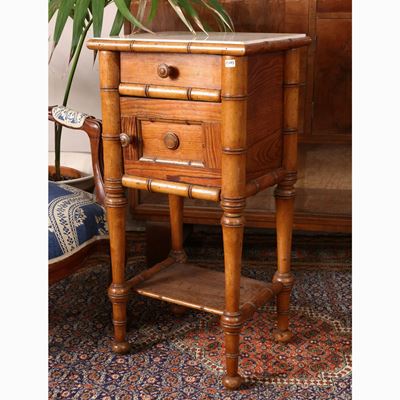 Comodino in Legno Tenero
