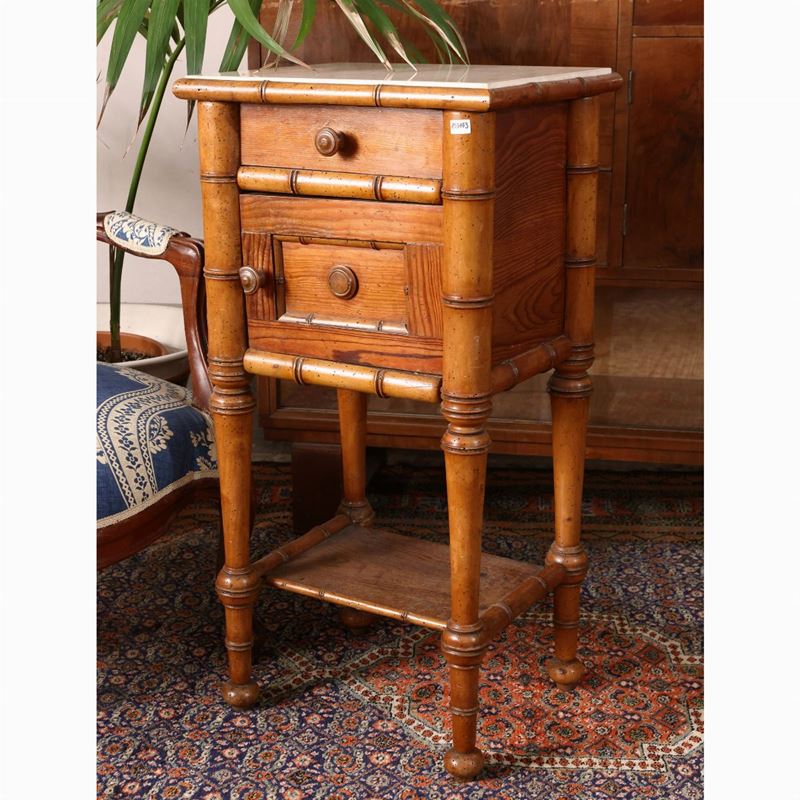 Comodino in Legno Tenero