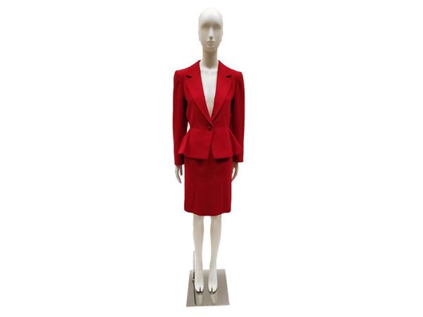 Christian Dior, Suit in red wool fabric