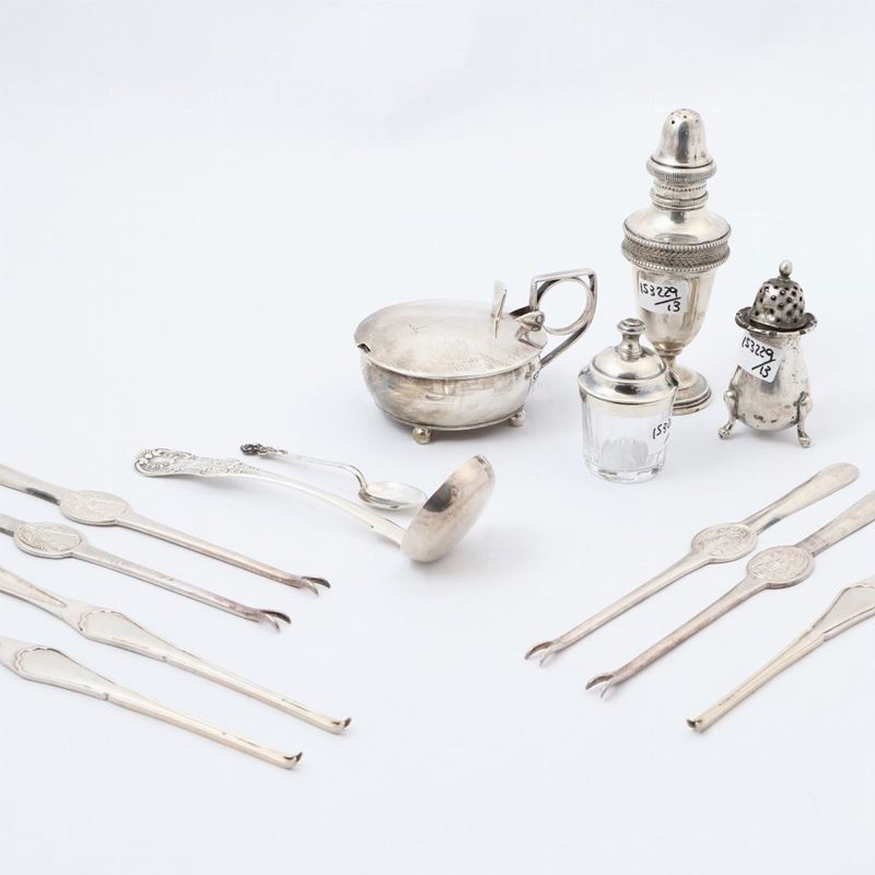 Lotto di accessori per la tavola in argento