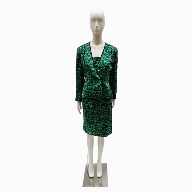 Andrea Odicini, Composé in seta verde