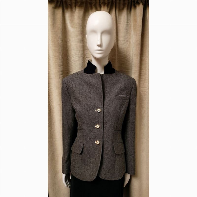 Stajan, Giacca tirolese in tessuto di lana spigato