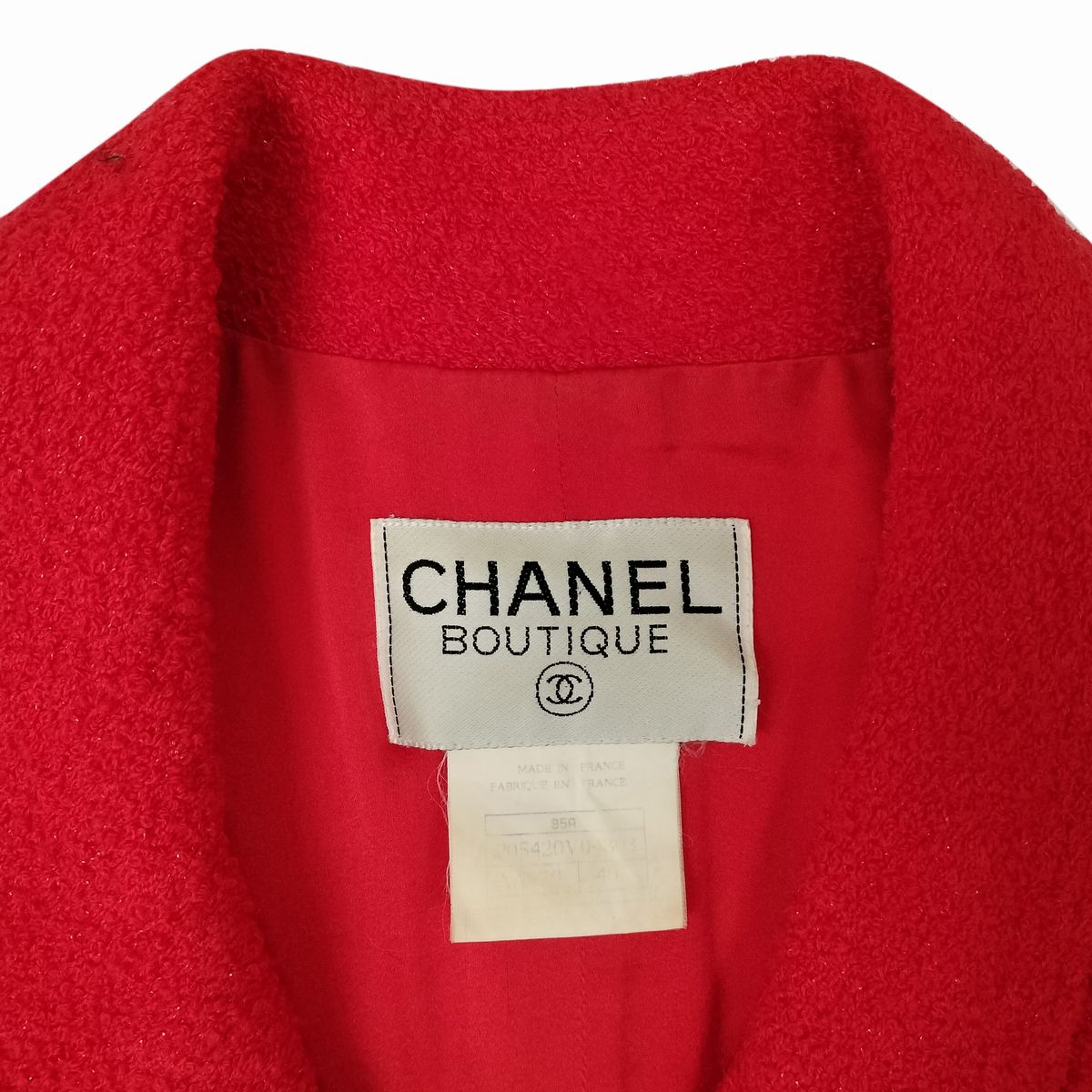 Chanel, Composé in tessuto di lana rosso