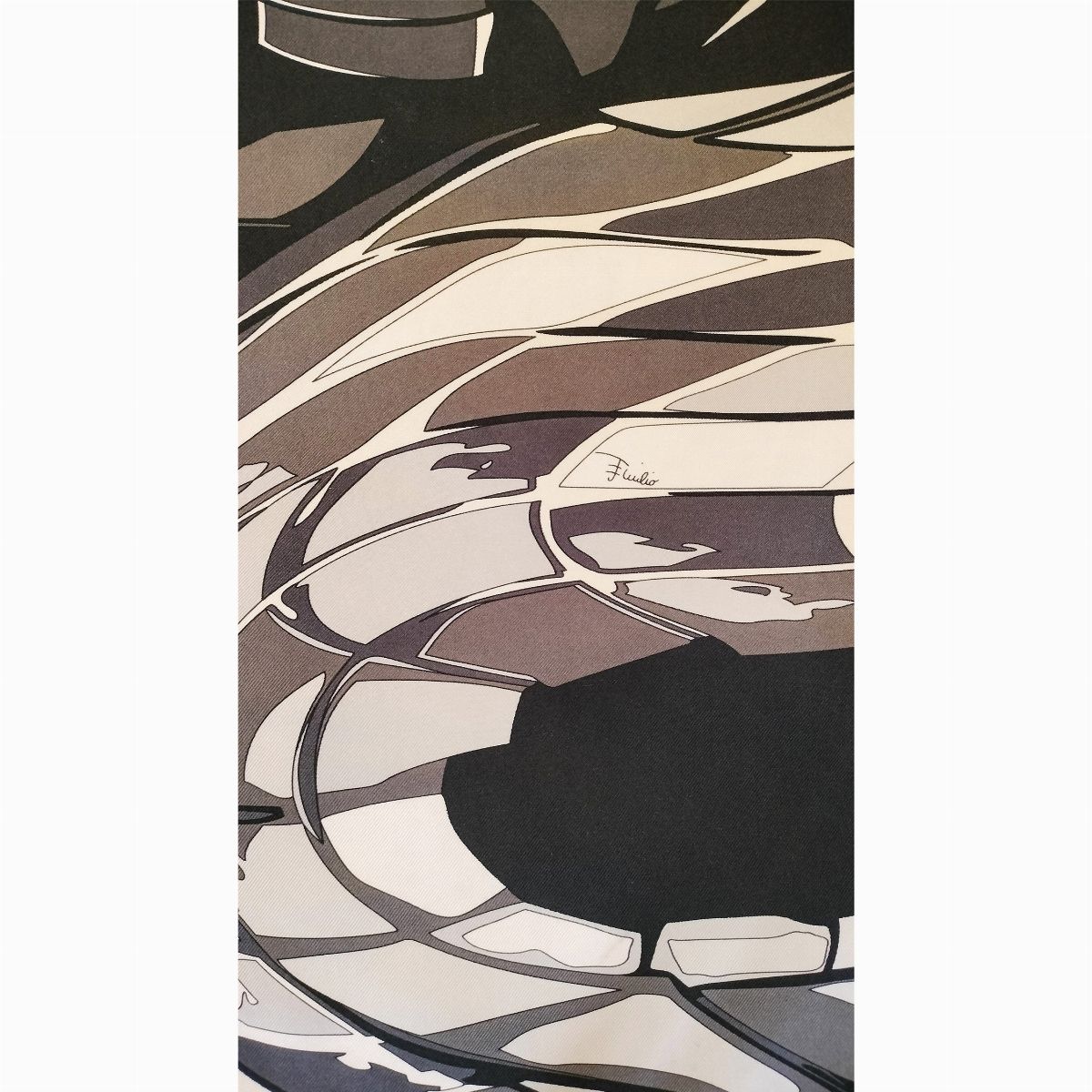 Must De Cartier e Emilio Pucci, Due Foulard in Seta