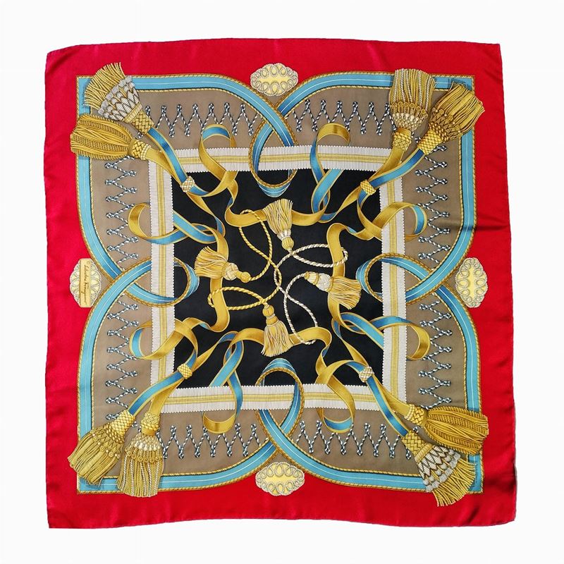 Salvatore Ferragamo, Foulard in Seta