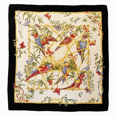 Salvatore Ferragamo, Foulard in Seta
