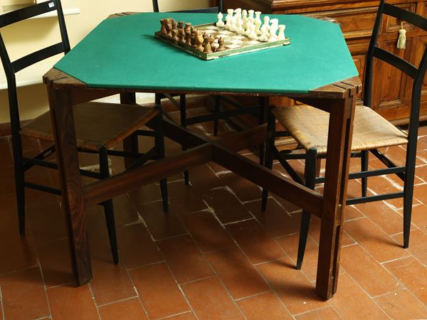 Tavolino da gioco in legno tenero