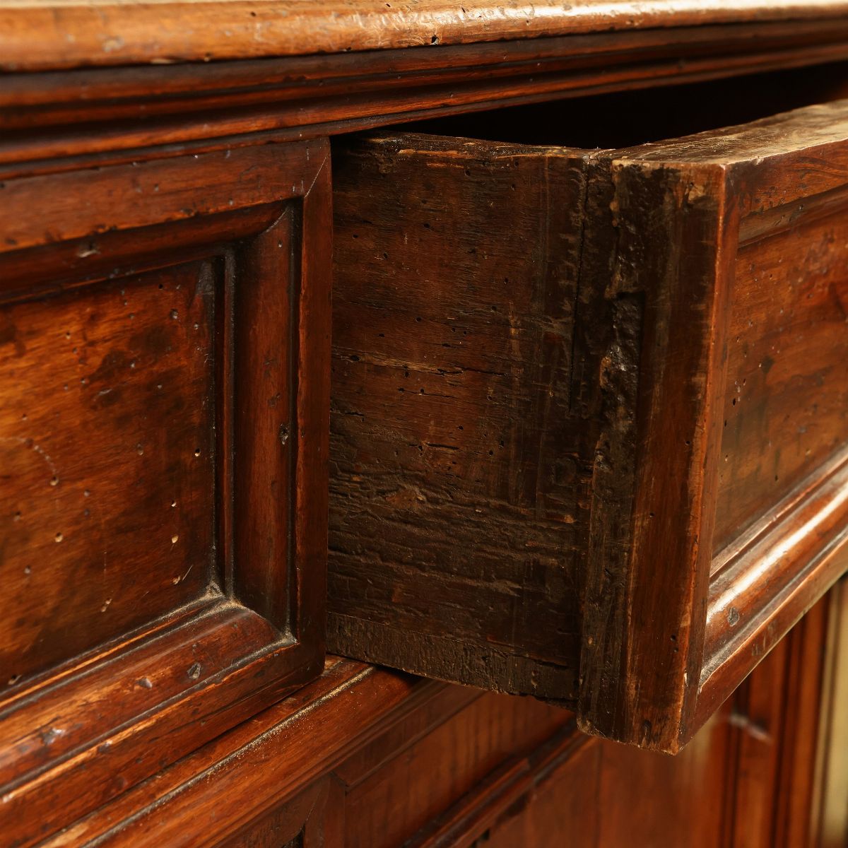 Credenza in Noce