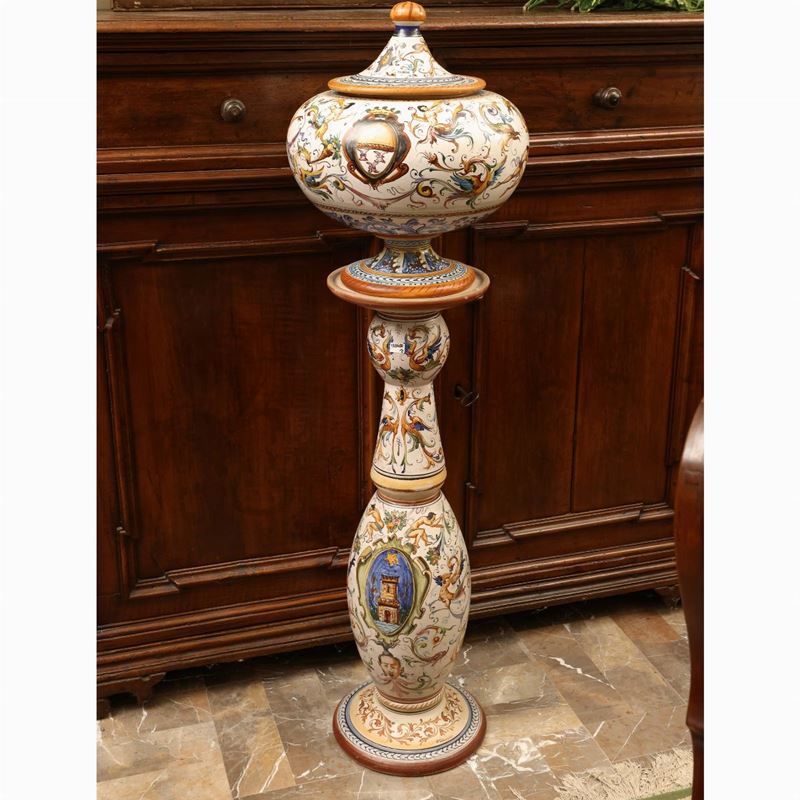 Potiche con Colonna En Pendant in Terracotta Smaltata
