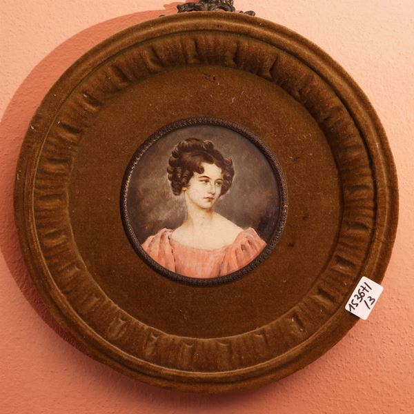 Collection of six miniatures depicting female portraits