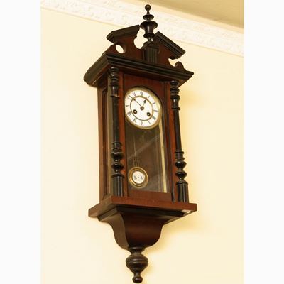 Orologio Pensile a Pendolo in Noce e Legno Ebanizzato