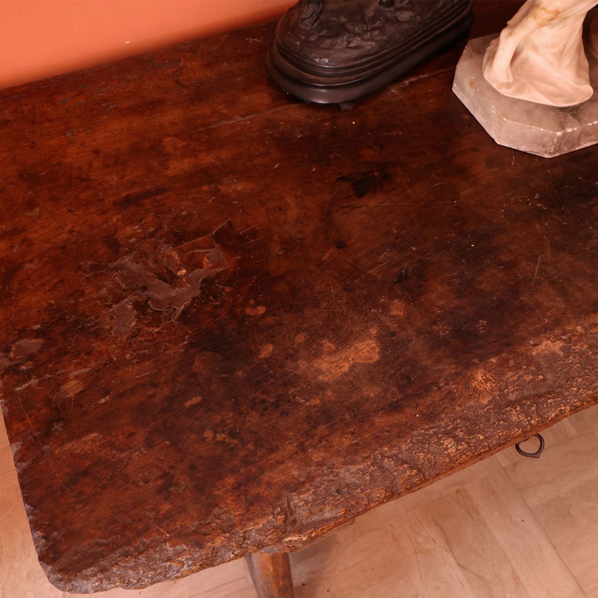 Scrittoio in Noce e Legno Tenero
