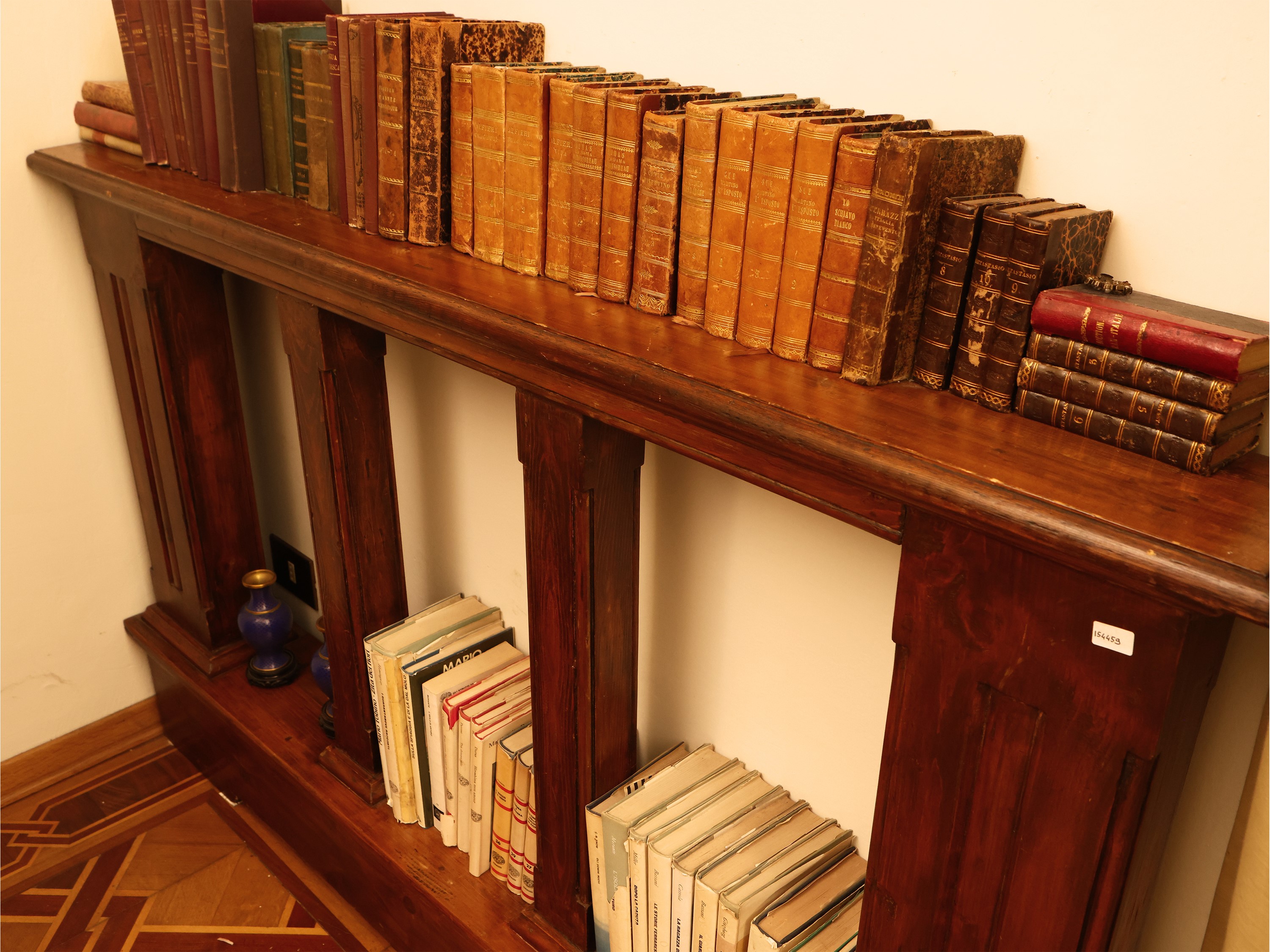 Frammento di balaustra in legno tenero