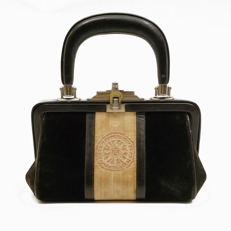 Roberta di Camerino, Borsa "bagonghi"