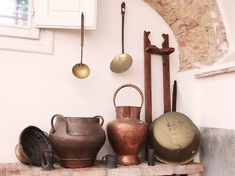 Lotto di Accessori D'epoca in Rame