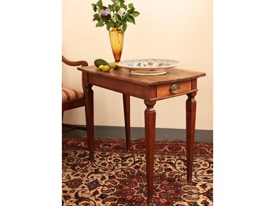 Due Complementi di Arredo D'epoca