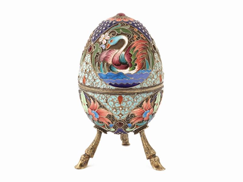 Uovo in Argento e Smalti Policromi Cloisonné