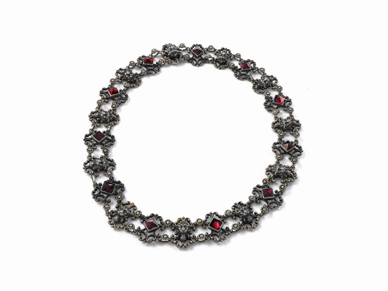 Girocollo in Argento e Granati Foiledback