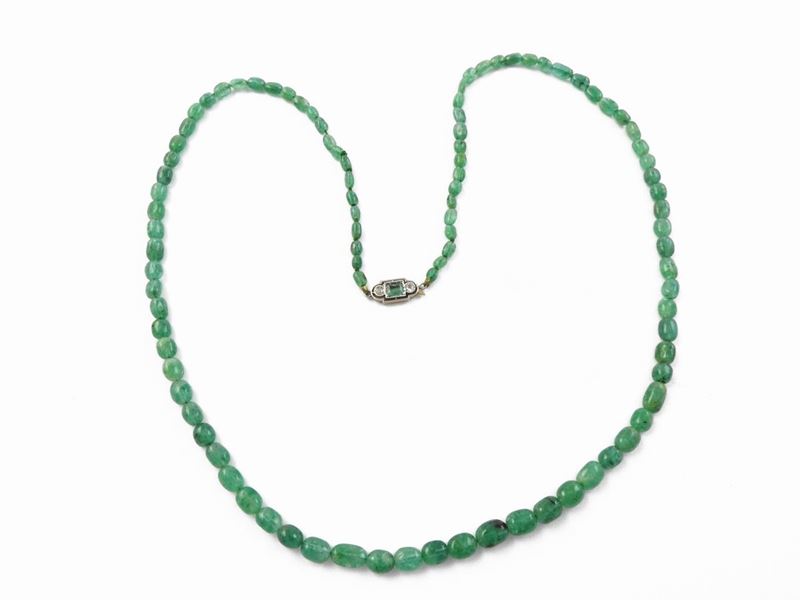 Collana di Smeraldi con Fermezza in Oro e Argento con Diamanti e Smeraldo