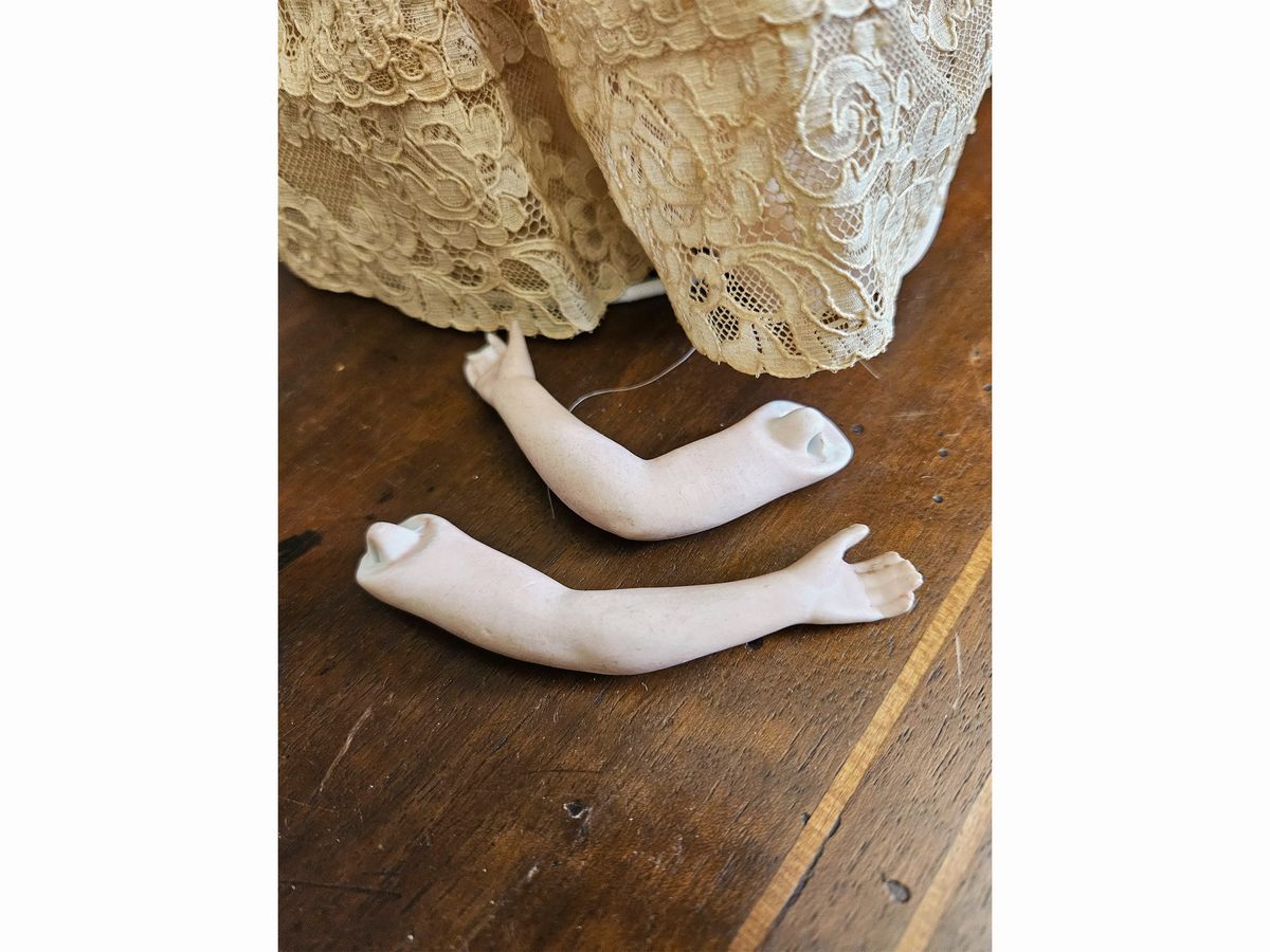 Due Mezze Bambole in Biscuit