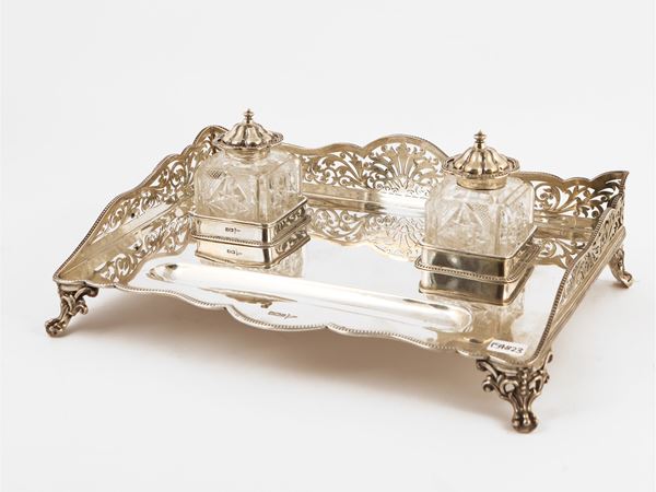 Large silver inkwell, Walker & Hall