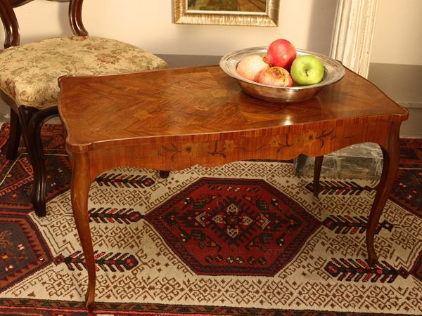 Coffee table veneered and inlaid in various essences