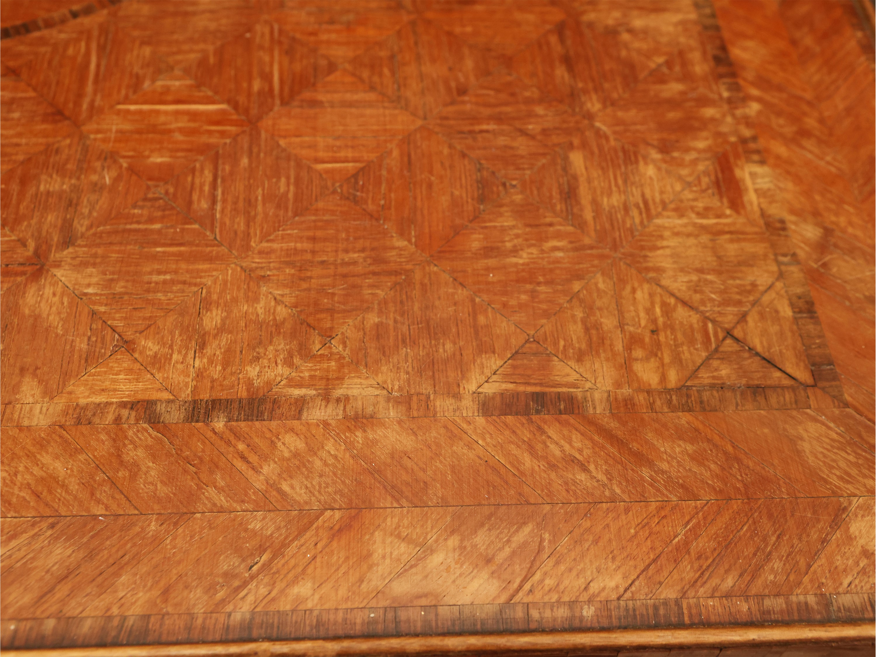 Tavolino da Gioco Impiallacciato in Legno di Rosa