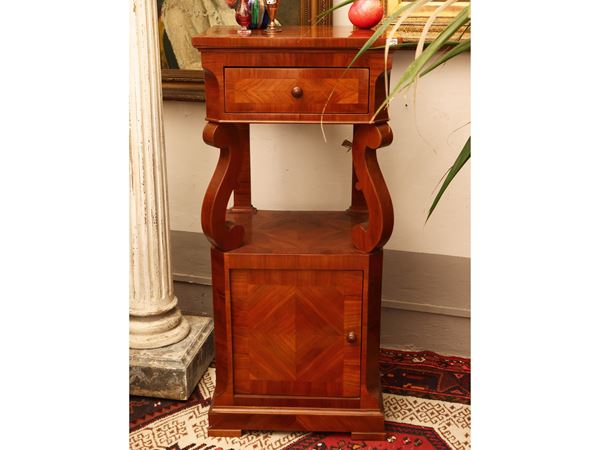 Pair of bedside tables veneered and inlaid in cherry wood  (second half of the 19th century)  - Auction The art of furnishing - Maison Bibelot - Casa d'Aste Firenze - Milano