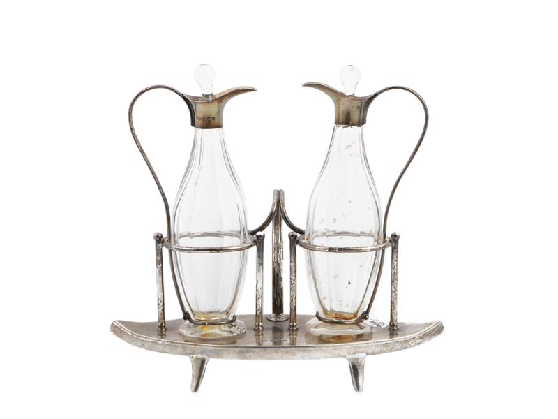 Oliera a navicella in argento