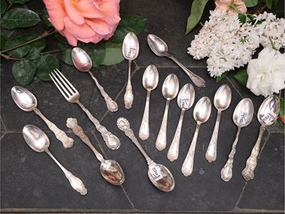 Miscellanea di Cucchiaini D'epoca in Argento e Metallo Argentato
