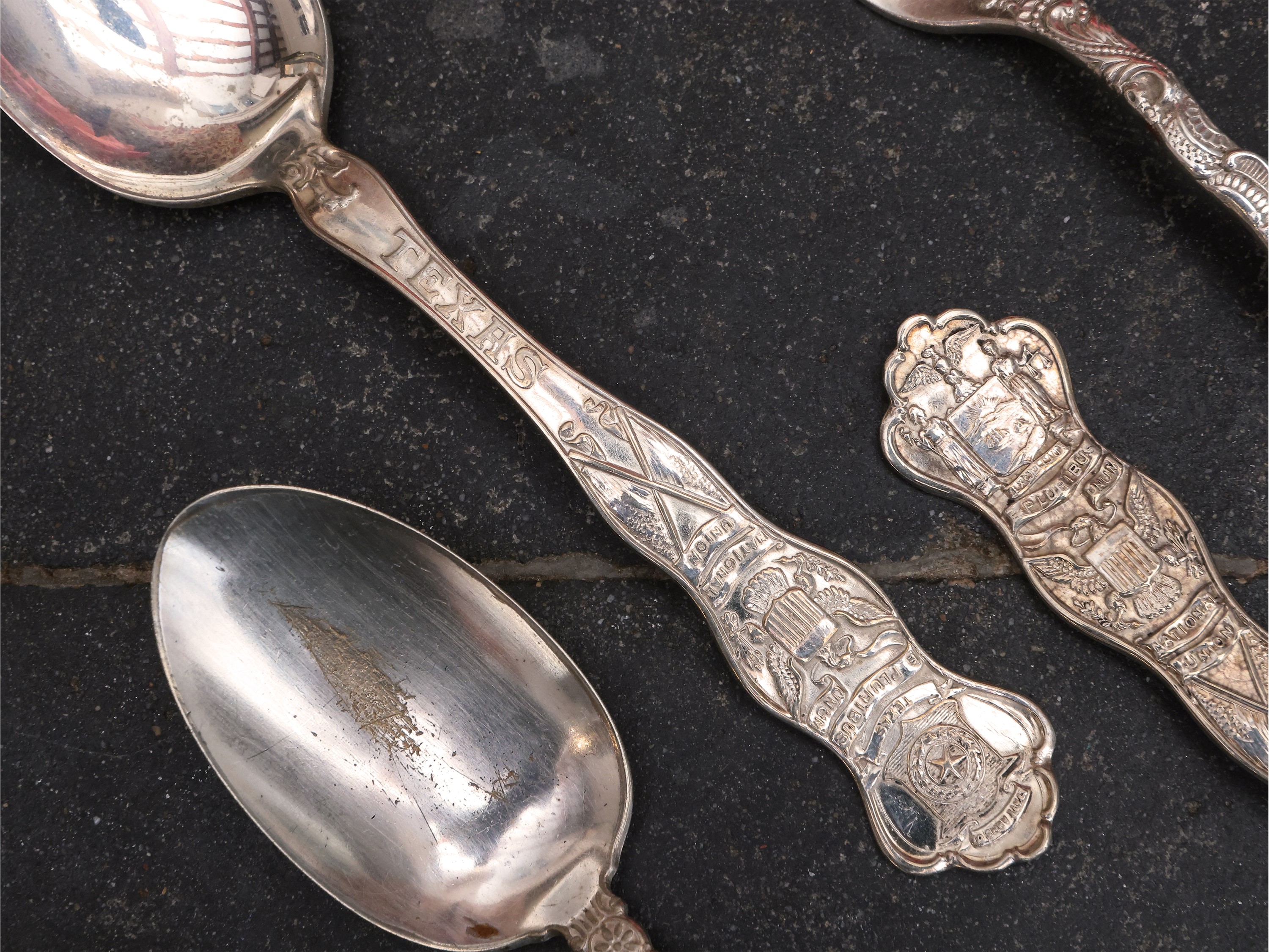 Miscellanea di Cucchiaini D'epoca in Argento e Metallo Argentato