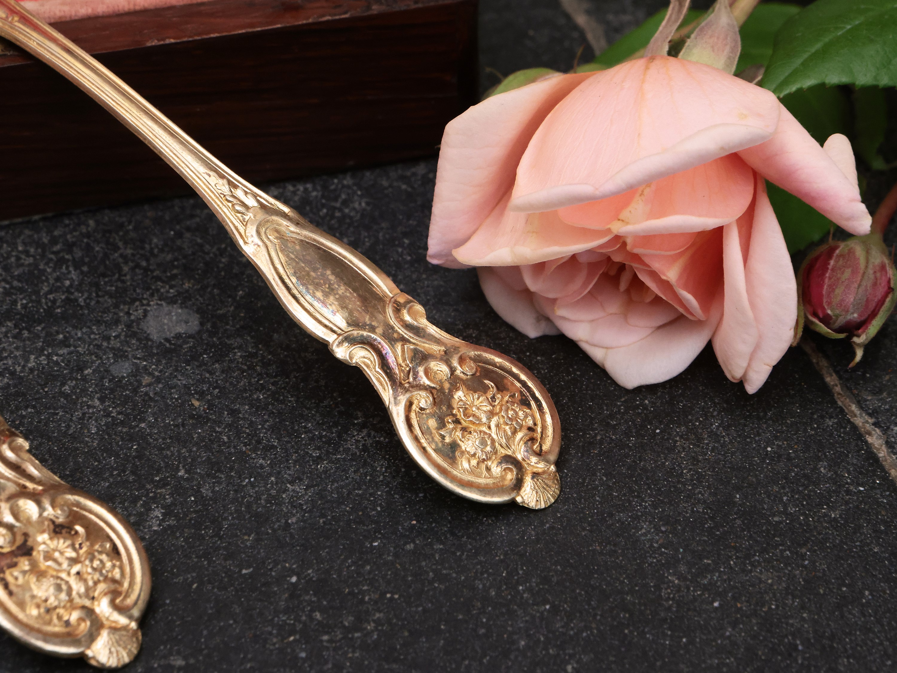 Serie di Sei Cucchiani in Argento Vermeil