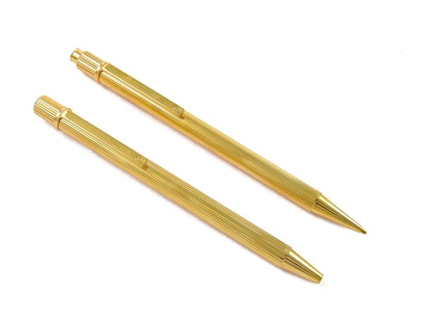 Cartier Must II ballpoint pen and mechanical pencil set Auction