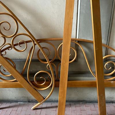 Letto Matrimoniale con Testiere in Faggio Curvato Completo di Traverse