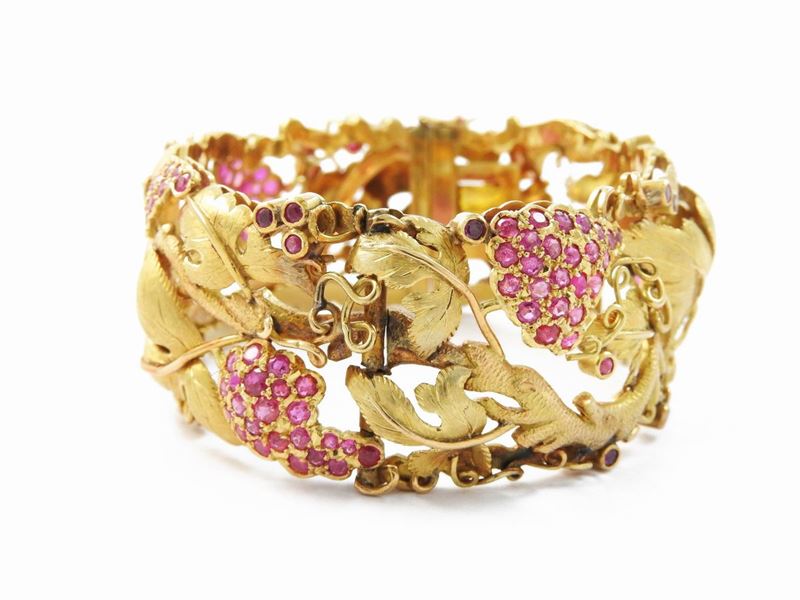 Bracciale Rigido in Oro Giallo con Rubini