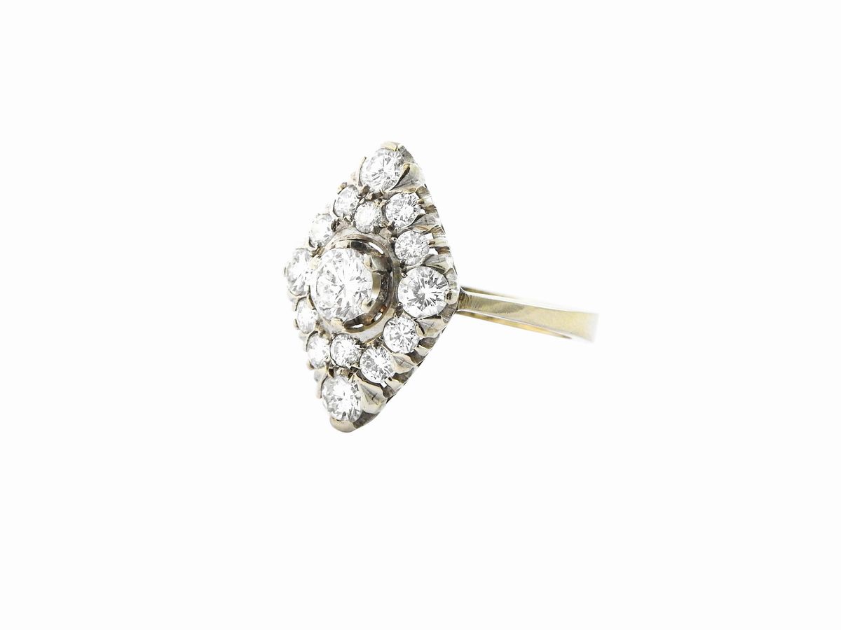 Anello in Oro Bianco con Diamanti