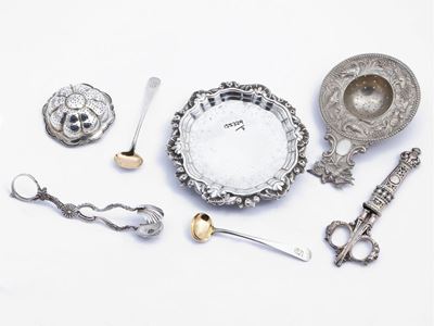 Curiosità D'epoca in Argento